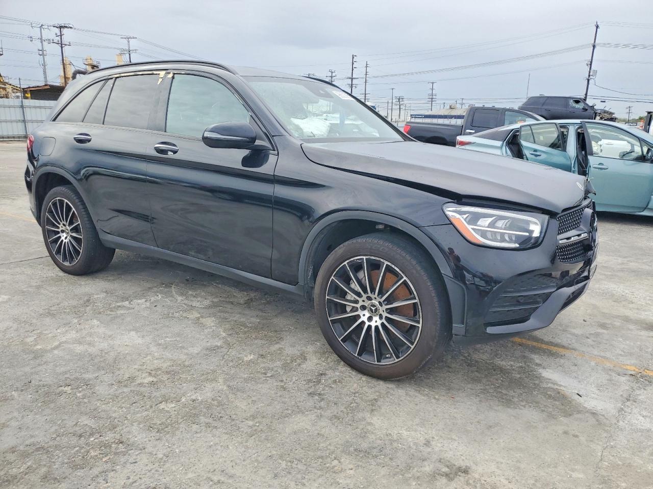 2022 Mercedes-Benz Glc 300 - Image 4