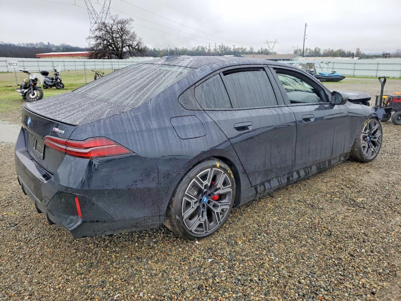 2024 BMW I5 M60 - Фото 3