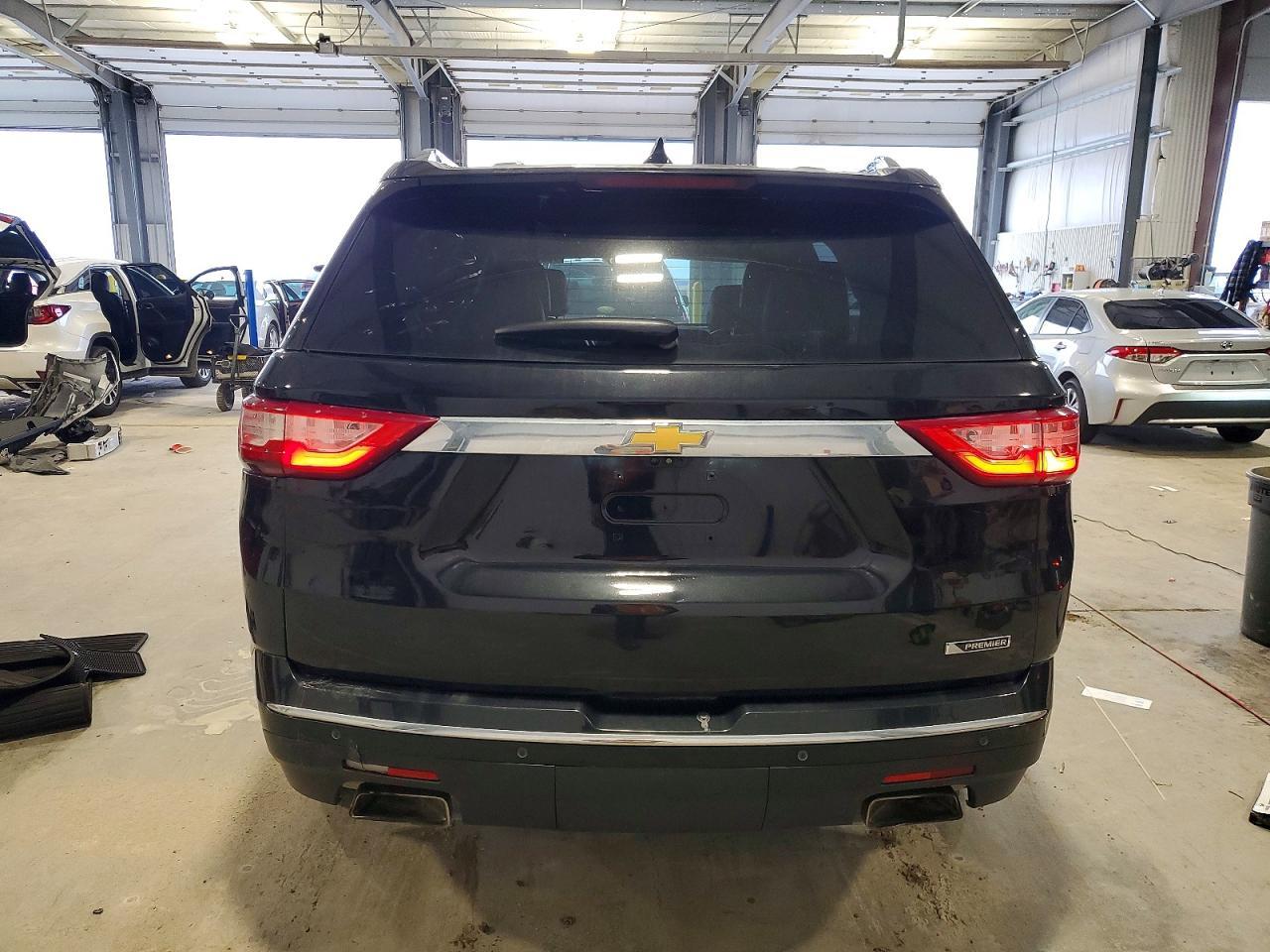 2018 Chevrolet Traverse Premier - Image 6