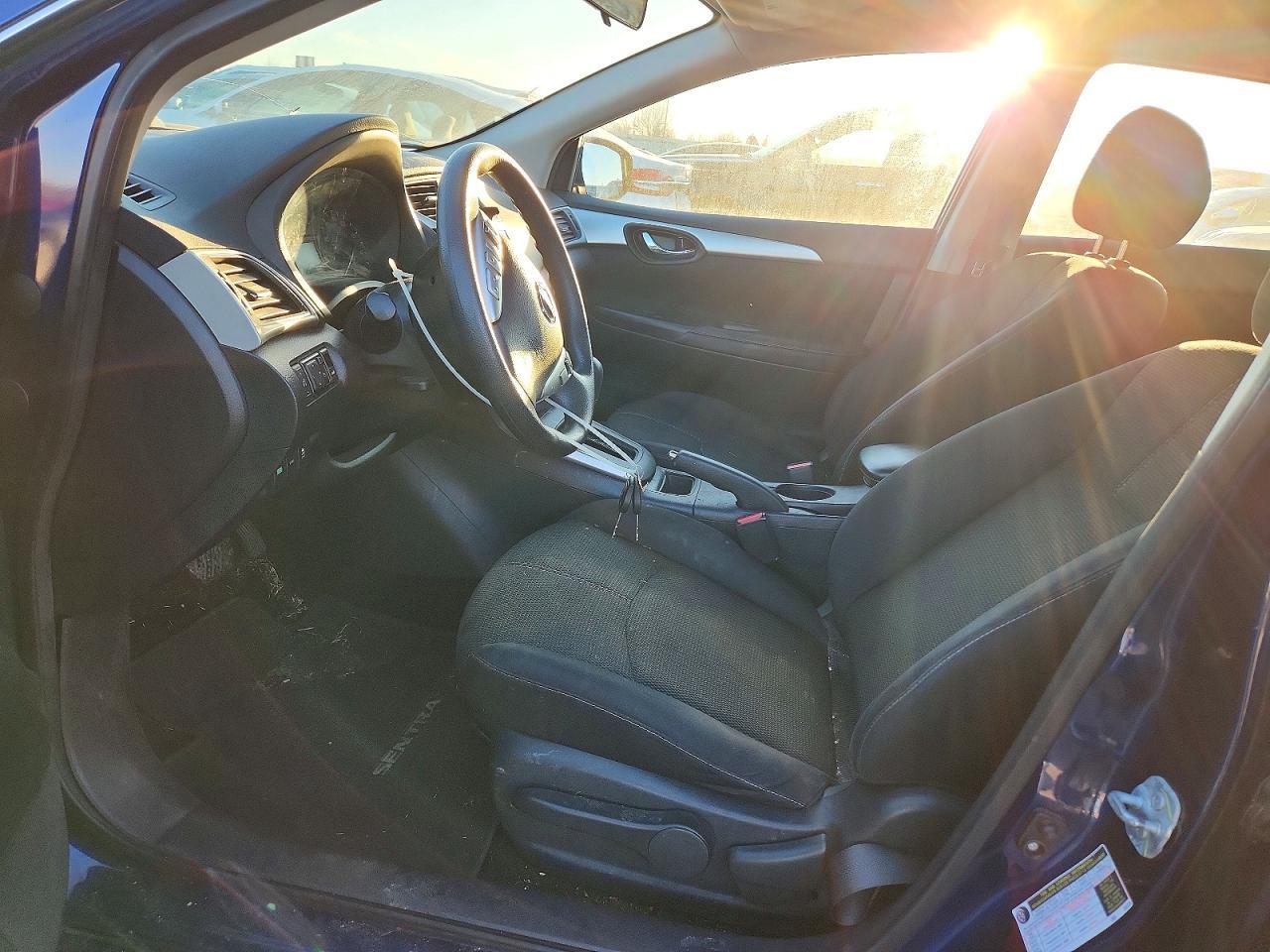 2016 Nissan Sentra S - Image 7