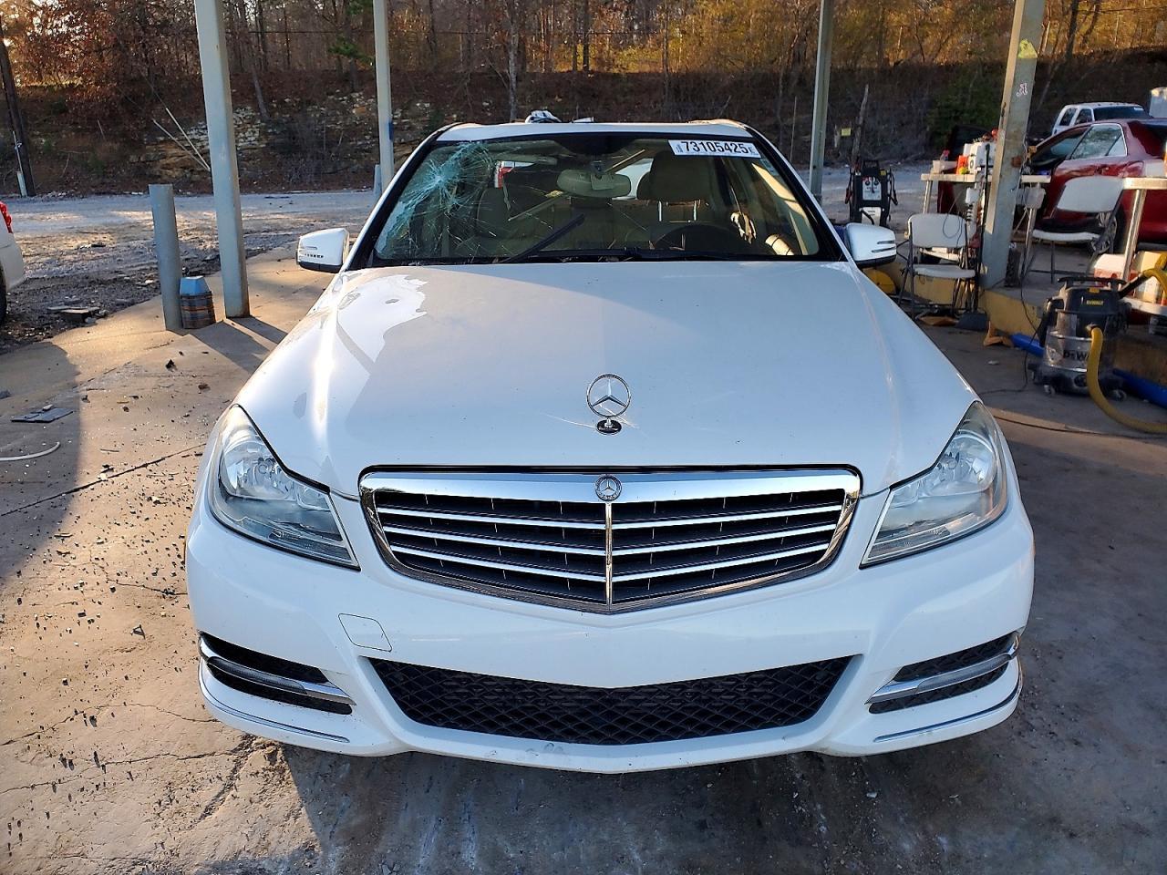 2013 Mercedes-Benz C 250 - Image 5