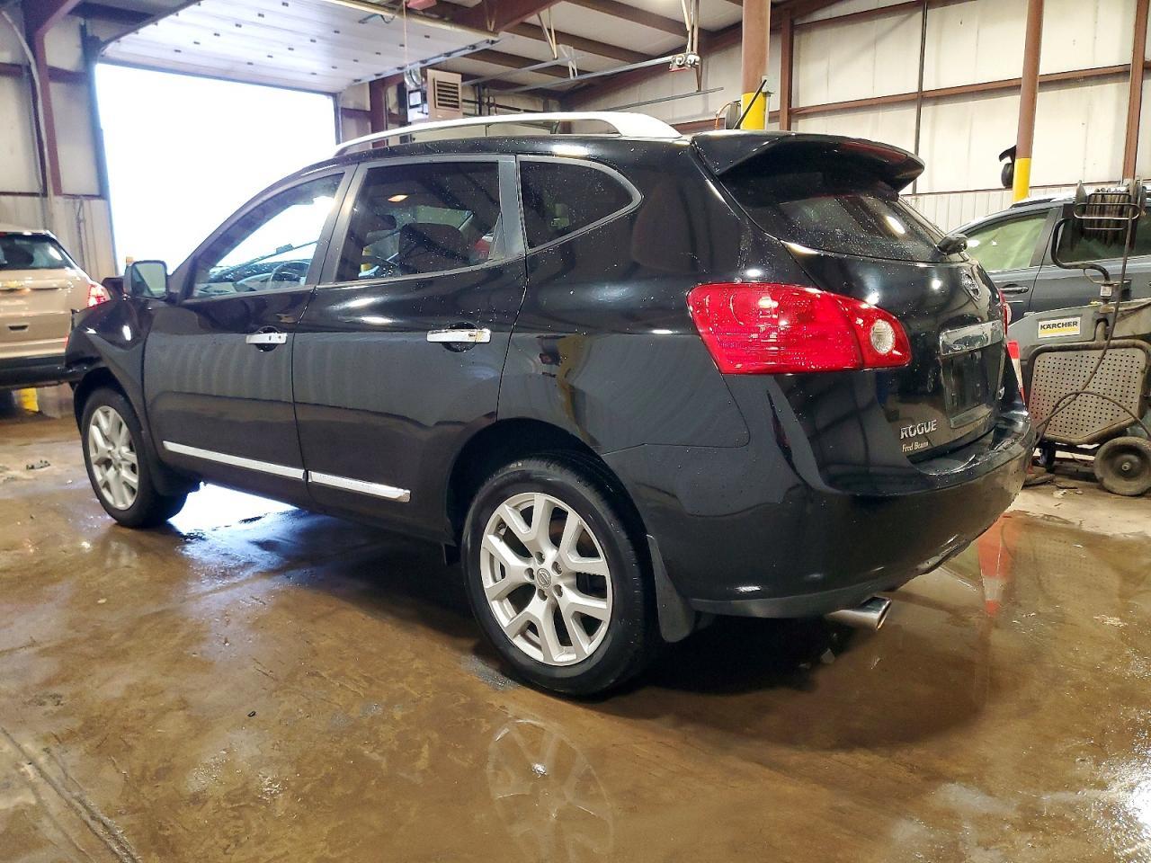 2011 Nissan Rogue S - Image 2