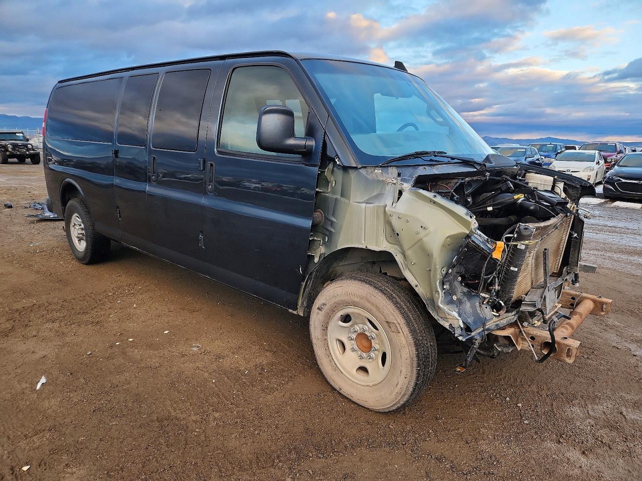 2017 Chevrolet Express G3500 Lt - Фото 4
