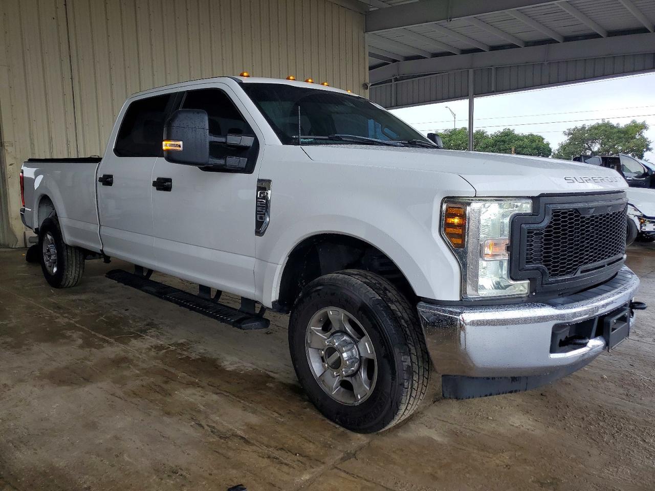 2018 Ford F250 Super Duty - Image 4