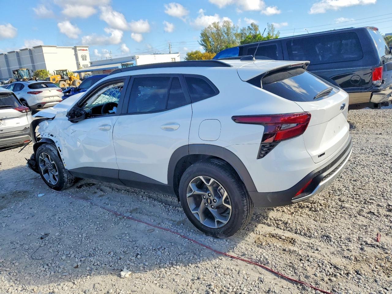 2025 Chevrolet Trax 1Lt - Фото 2
