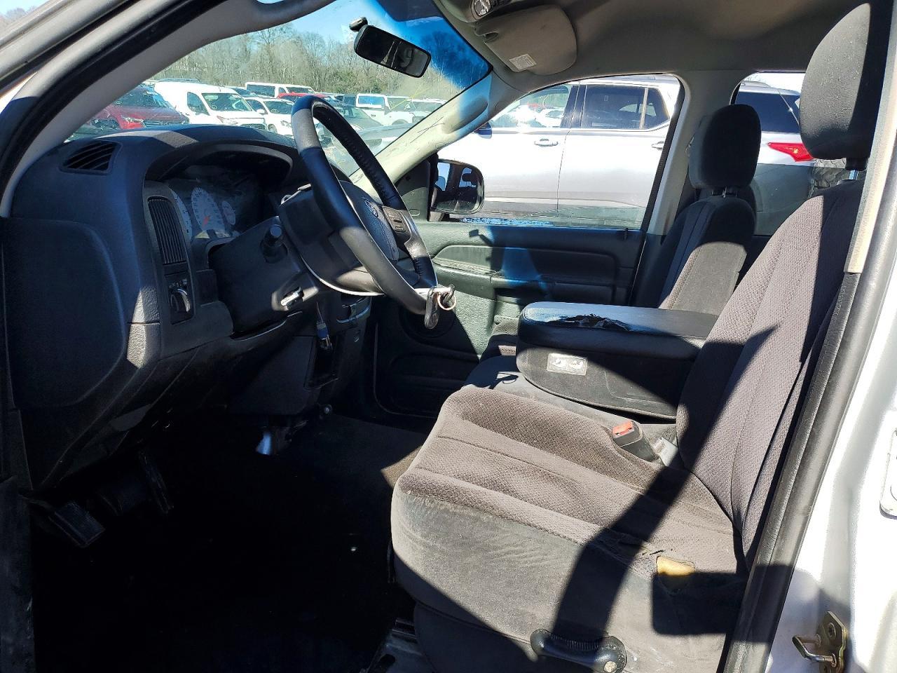 2005 Dodge Ram 1500 St - Фото 7