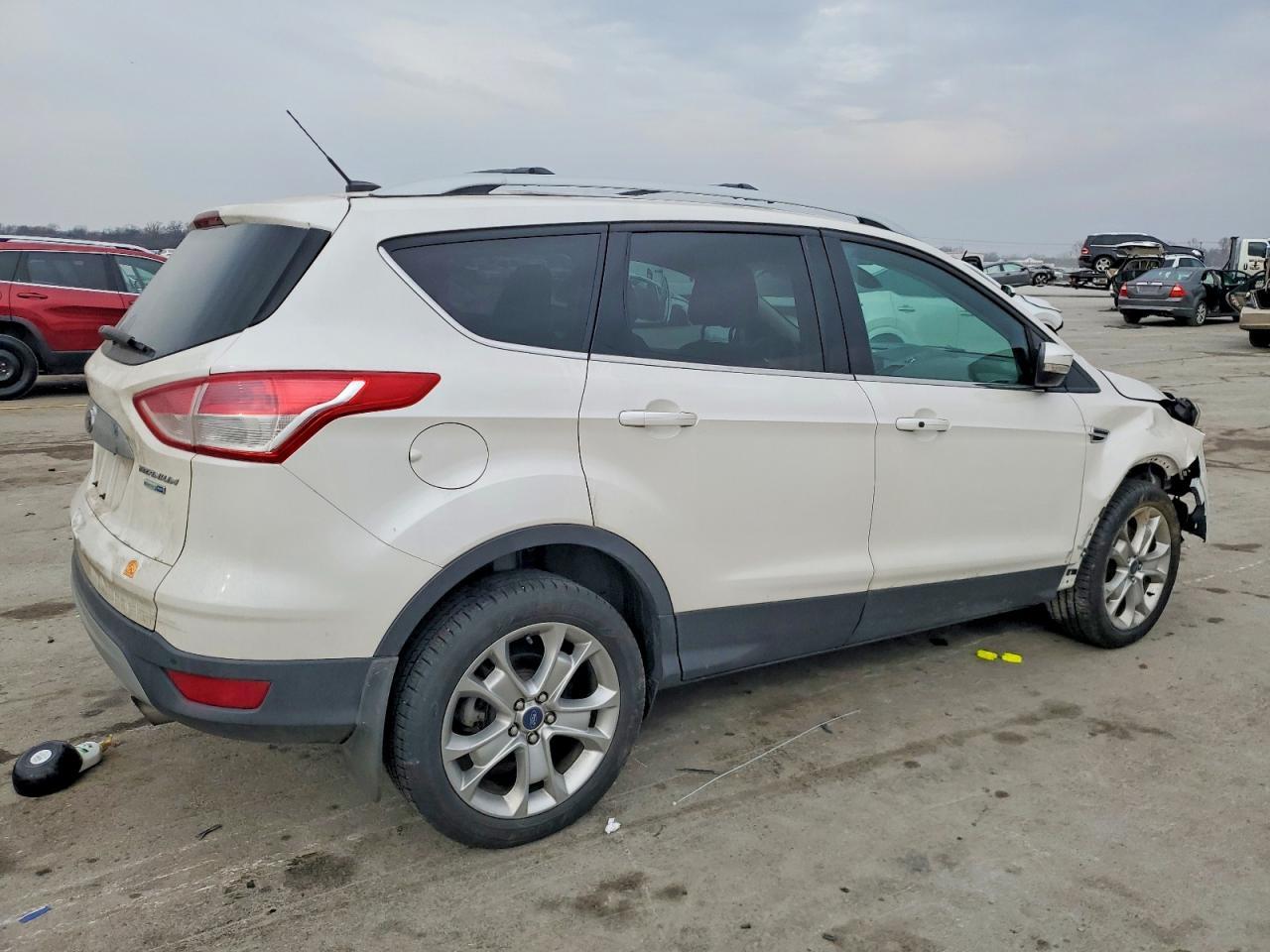 2014 Ford Escape Titanium - Фото 3