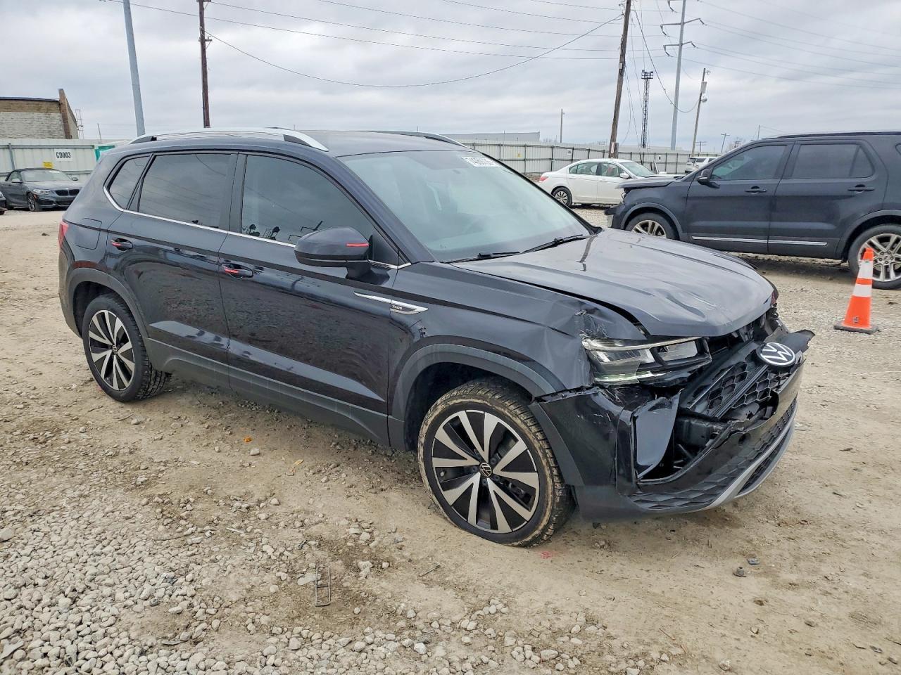 2022 Volkswagen Taos Se - Image 4