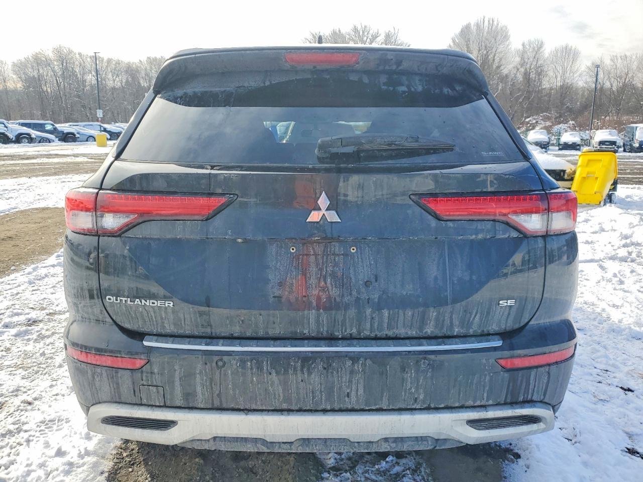 2022 Mitsubishi Outlander Se - Фото 6