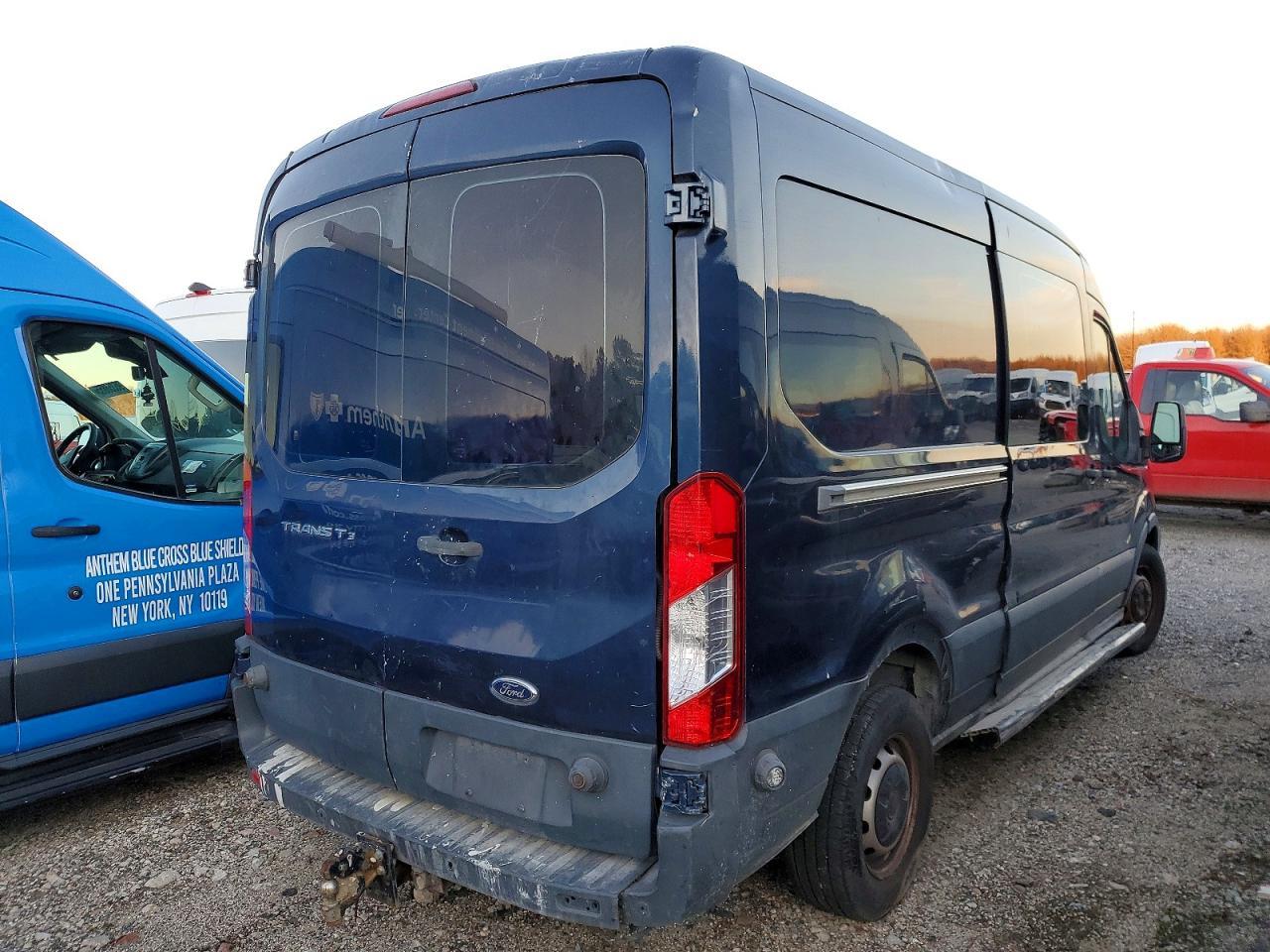 2015 Ford Transit Delivery Van - Image 3
