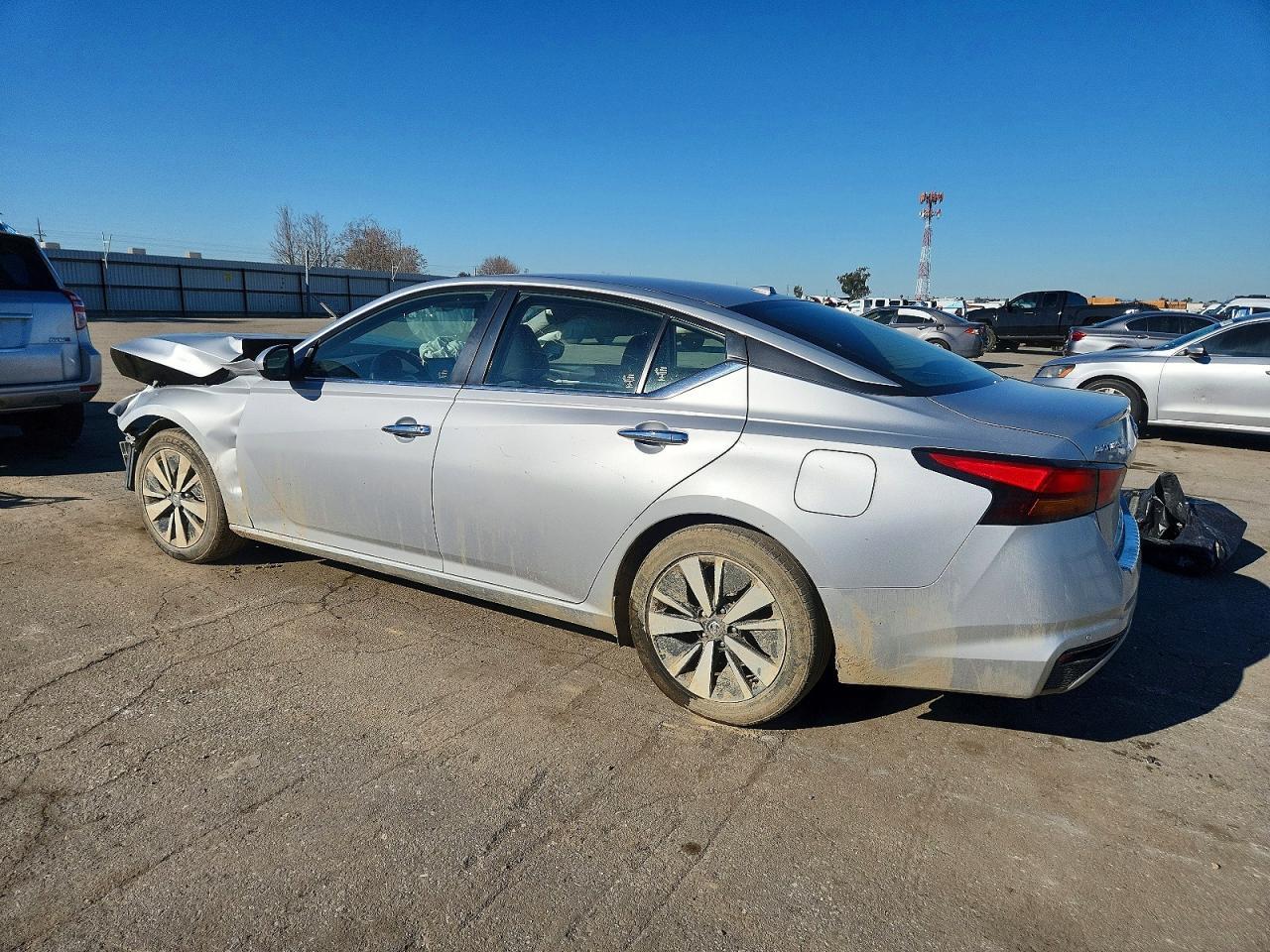 2022 Nissan Altima Sv - Фото 2