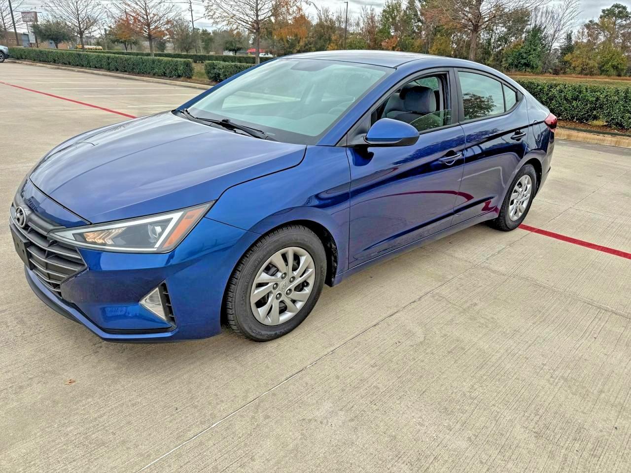 2019 Hyundai Elantra Se - Фото 2