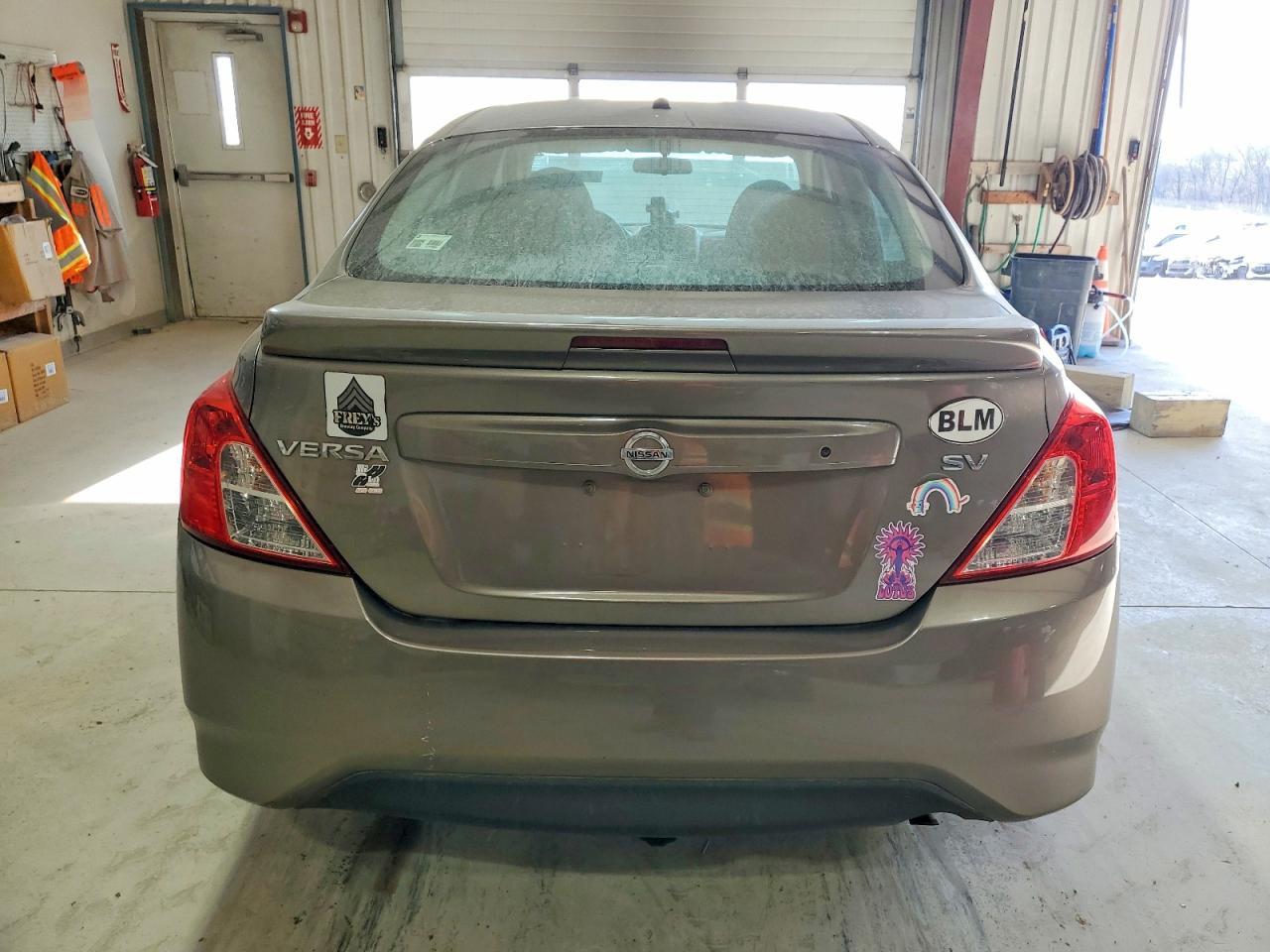 2017 Nissan Versa S - Фото 6