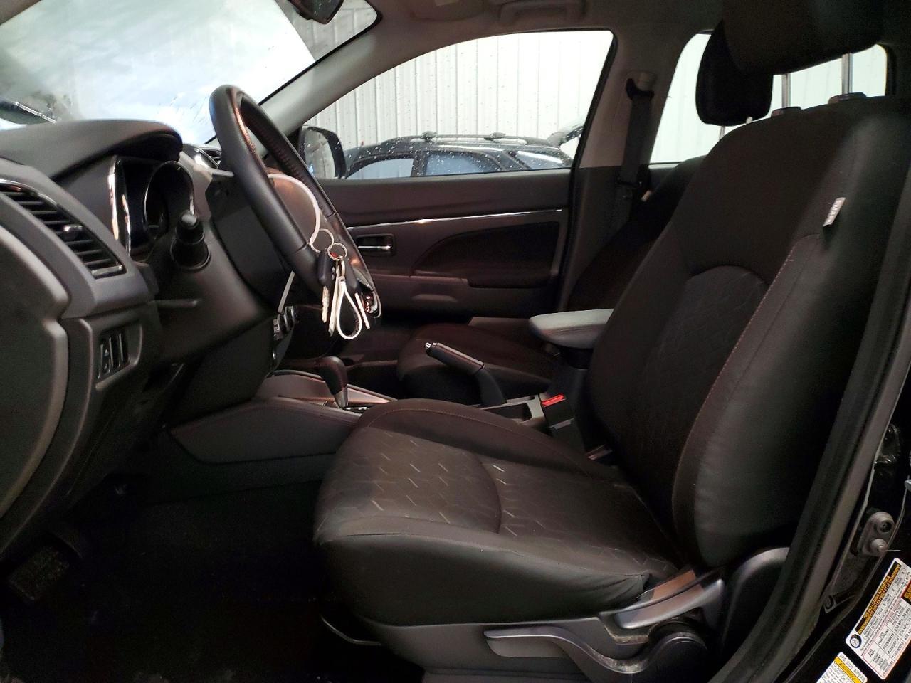 2023 Mitsubishi Outlander Sport S - Image 7