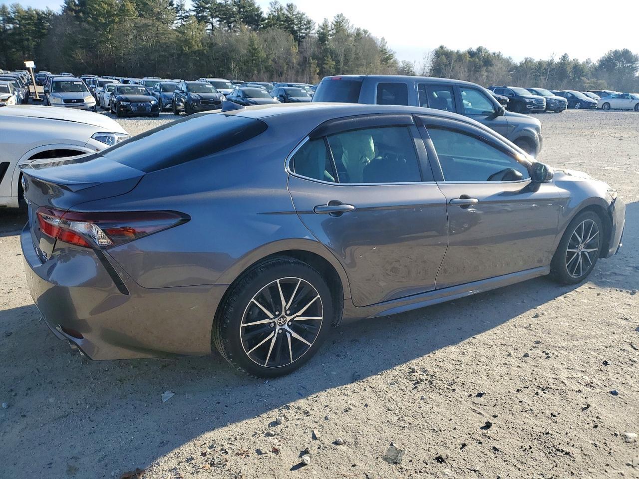 2024 Toyota Camry Se - Фото 3