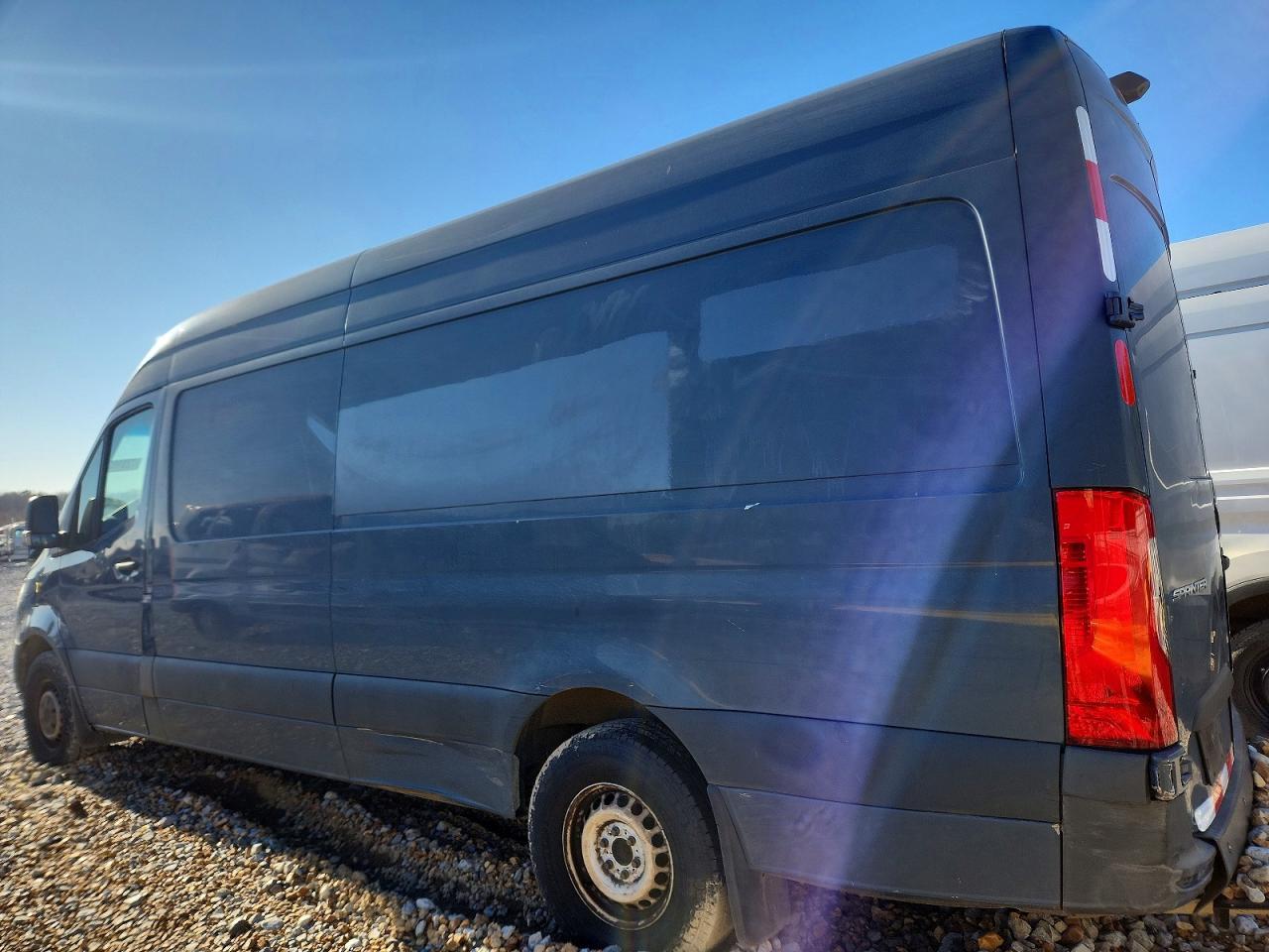2019 Mercedes-Benz Sprinter 2500/3500 - Image 2