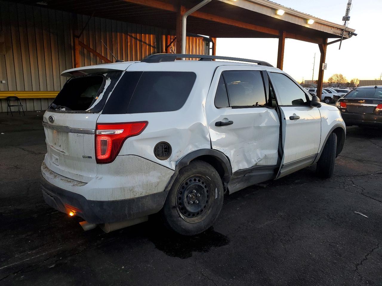 2014 Ford Explorer - Фото 3