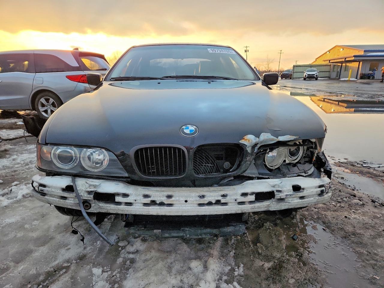 2001 BMW 525 I - Image 5
