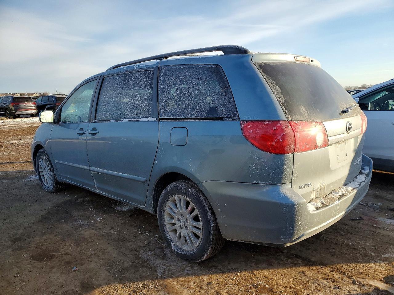 2008 Toyota Sienna Xle - Фото 2