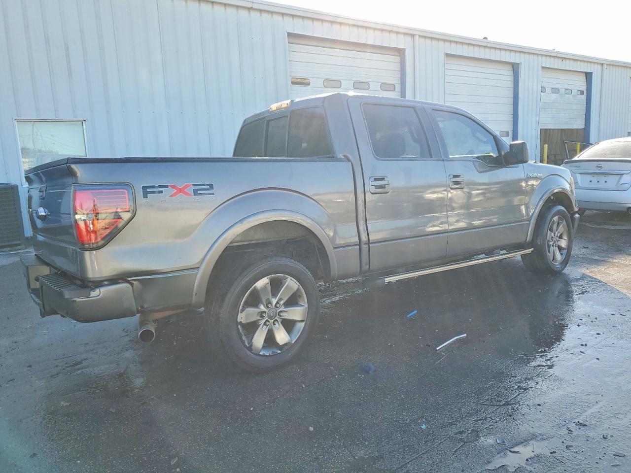 2011 Ford F150 Supercrew - Image 3