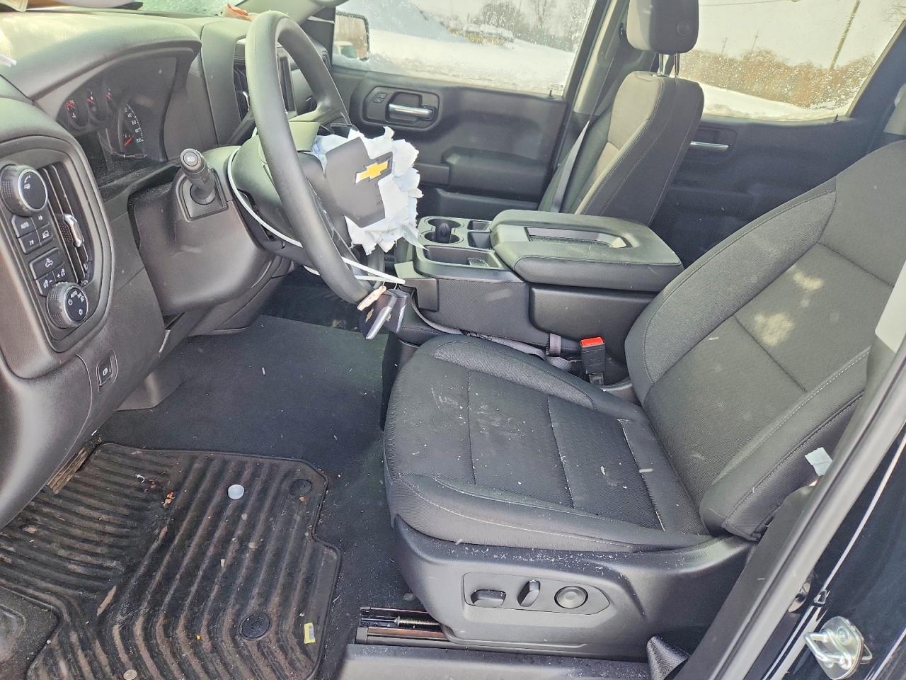 2025 Chevrolet Silverado K1500 Custom - Image 7