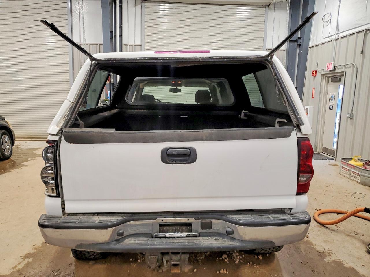 2005 Chevrolet Silverado K1500 - Image 6