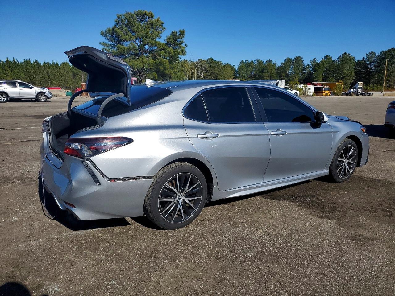 2023 Toyota Camry - Image 3