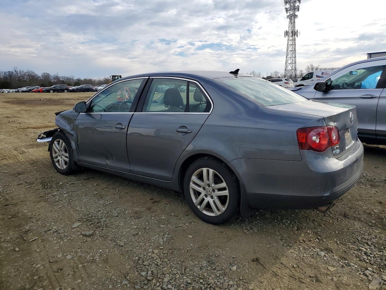 2010 Volkswagen Jetta Se - Фото 2