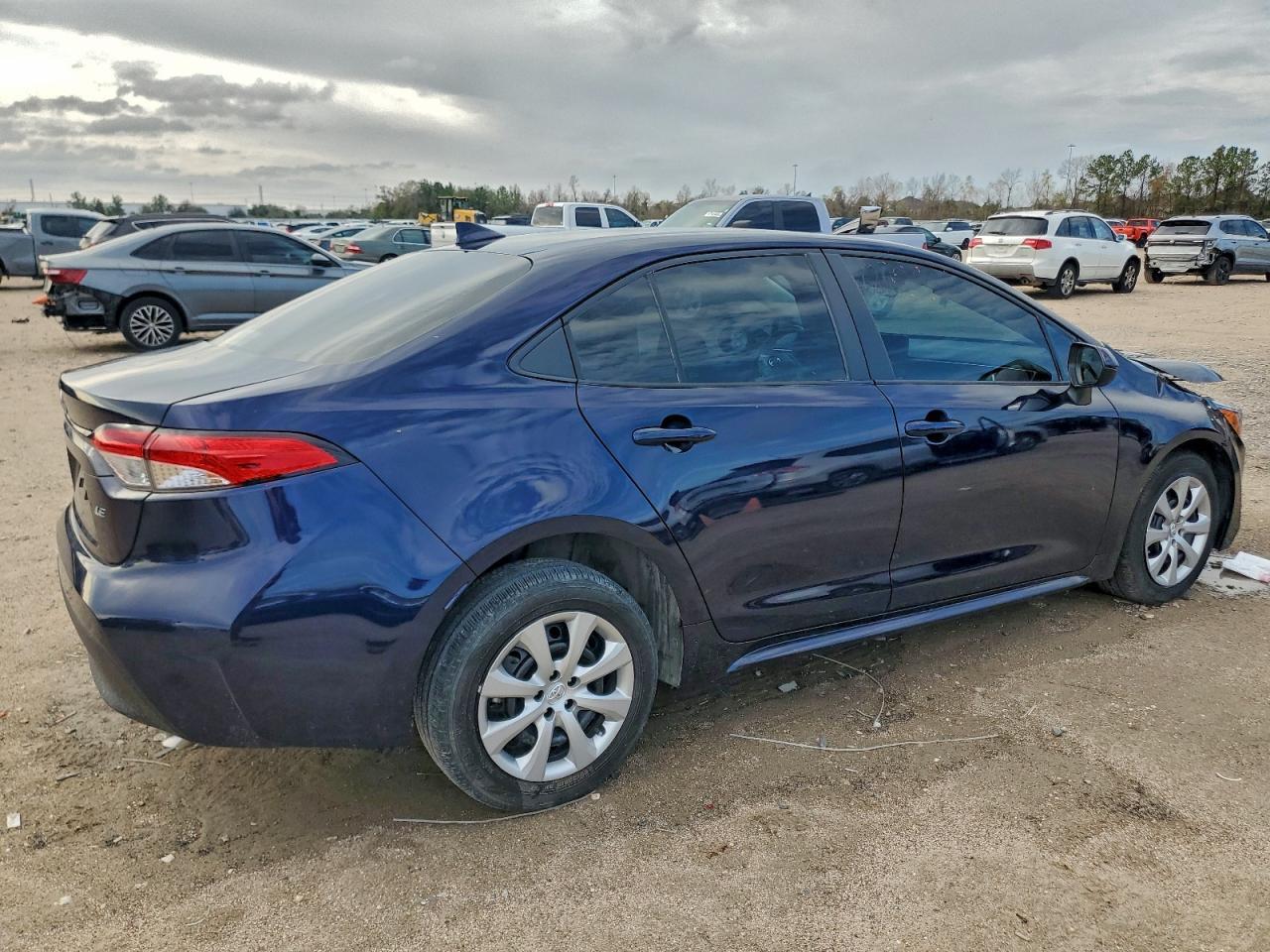 2024 Toyota Corolla Le - Image 3