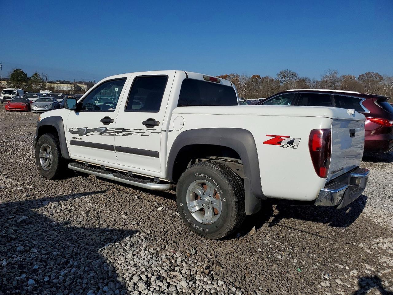 2004 Chevrolet Colorado - Фото 2