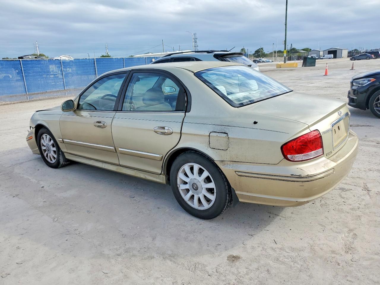 2004 Hyundai Sonata Gls - Фото 2