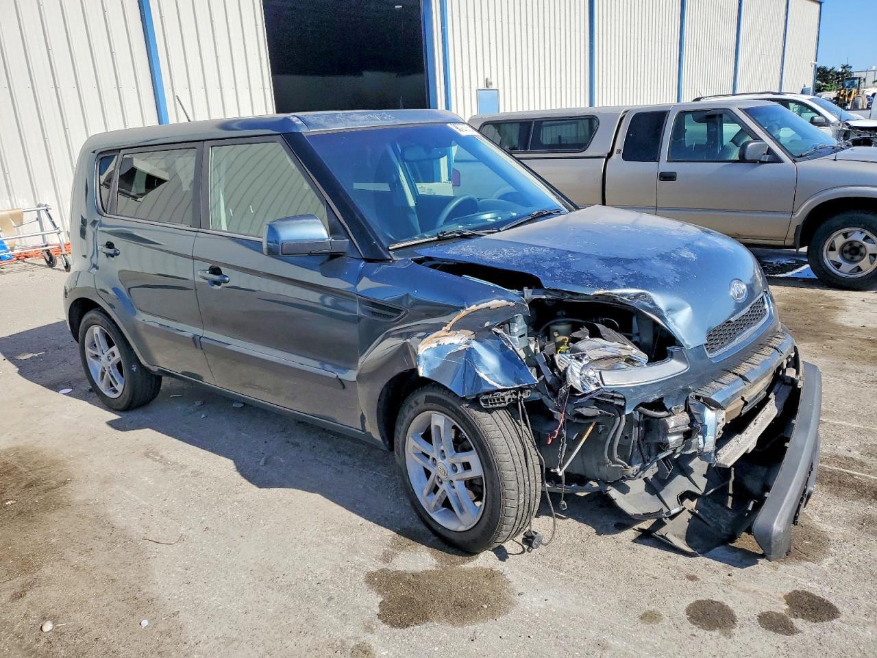 2011 Kia Soul + - Фото 4