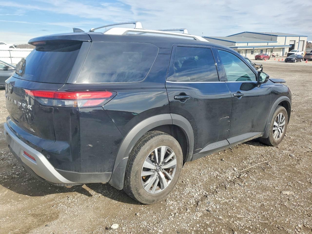 2024 Nissan Pathfinder Sl - Фото 3