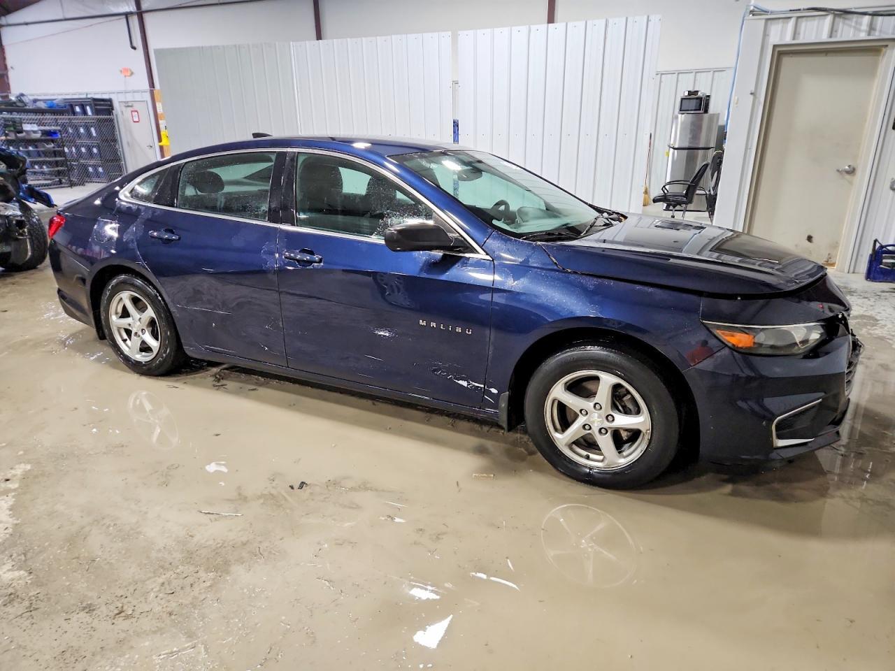 2018 Chevrolet Malibu Ls - Фото 4