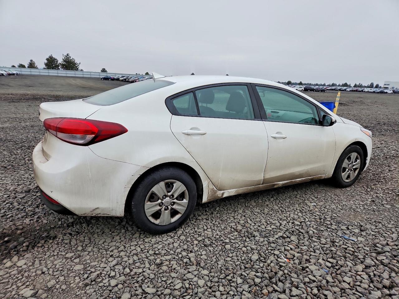 2017 Kia Forte Lx - Фото 3