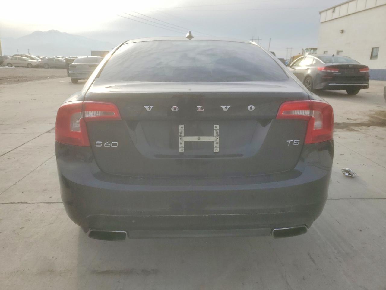 2014 Volvo S60 T5 - Image 6