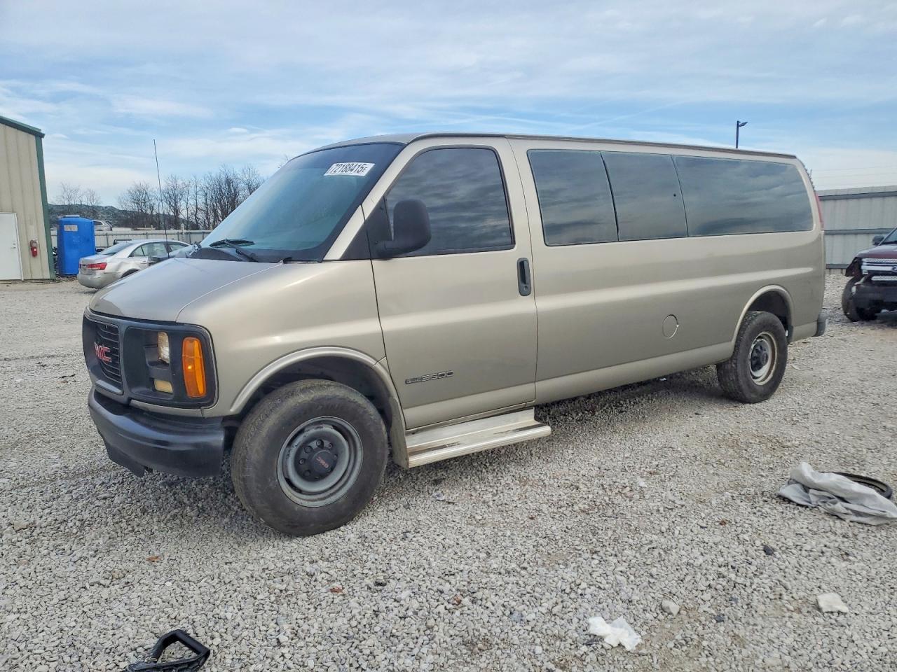 2001 GMC Savana G3500