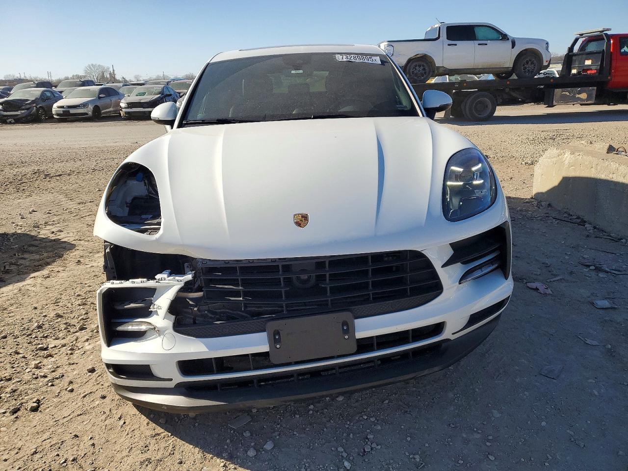 2021 Porsche Macan - Image 5