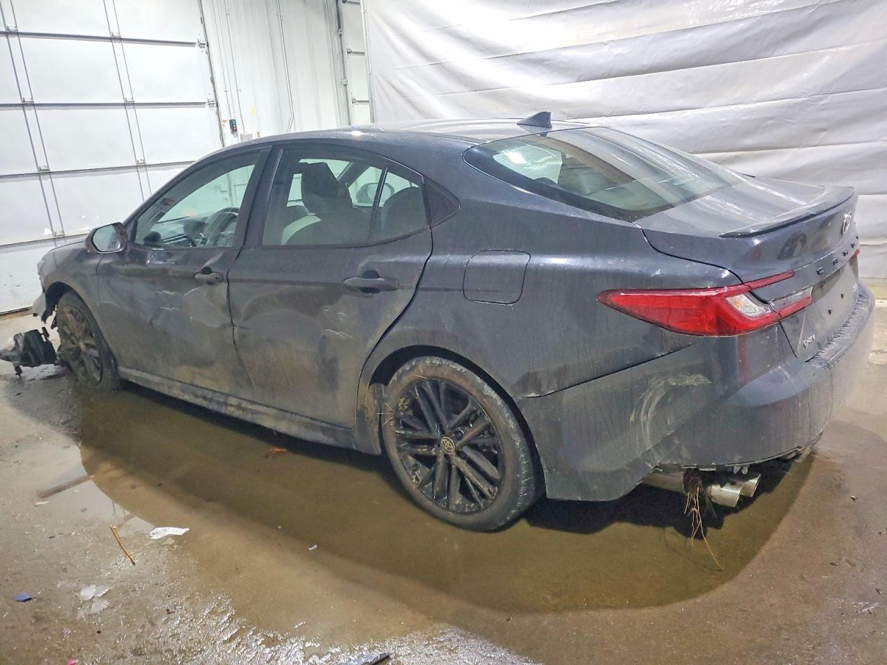 2025 Toyota Camry Xse - Фото 2
