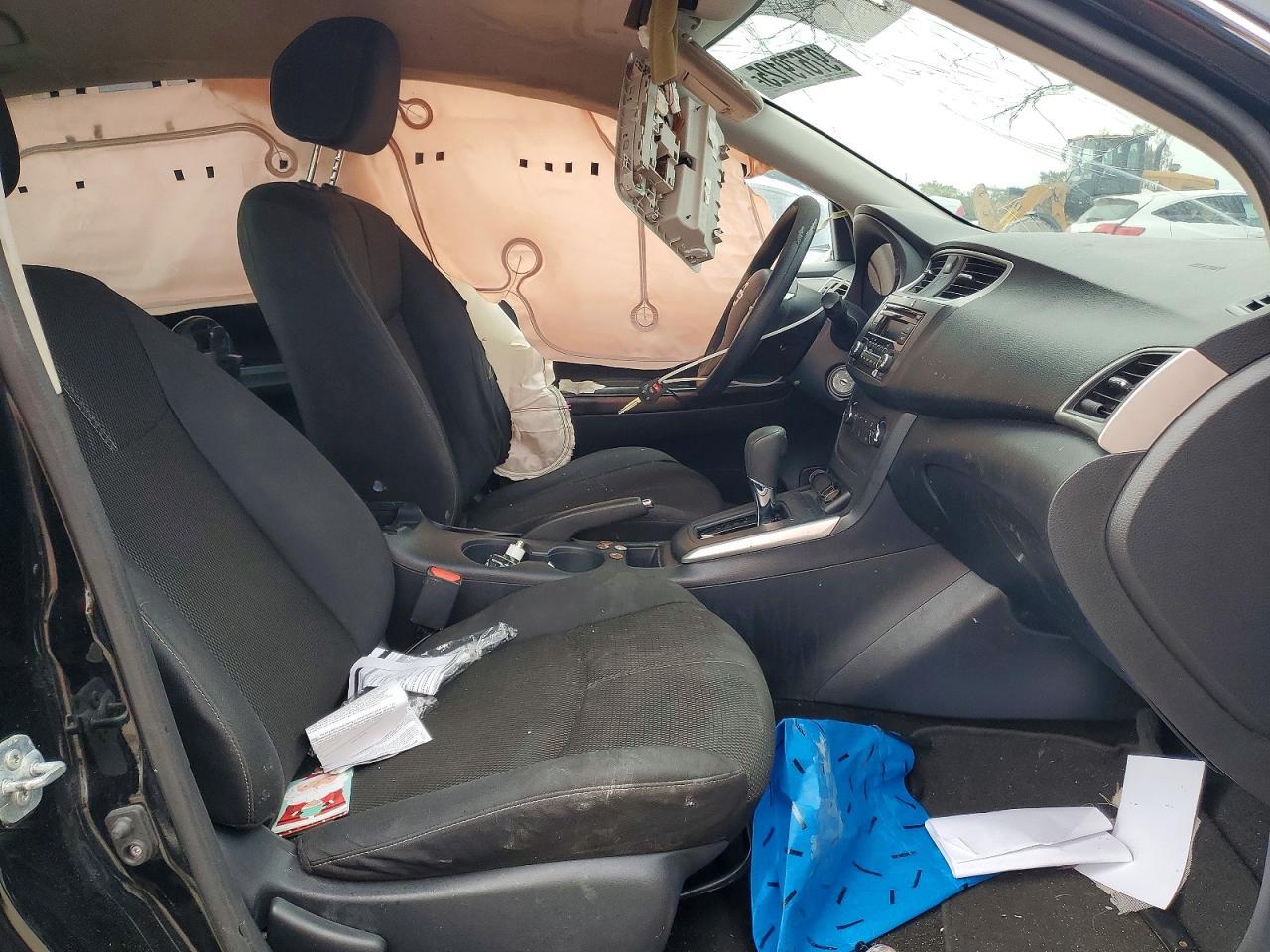 2016 Nissan Sentra S - Image 7