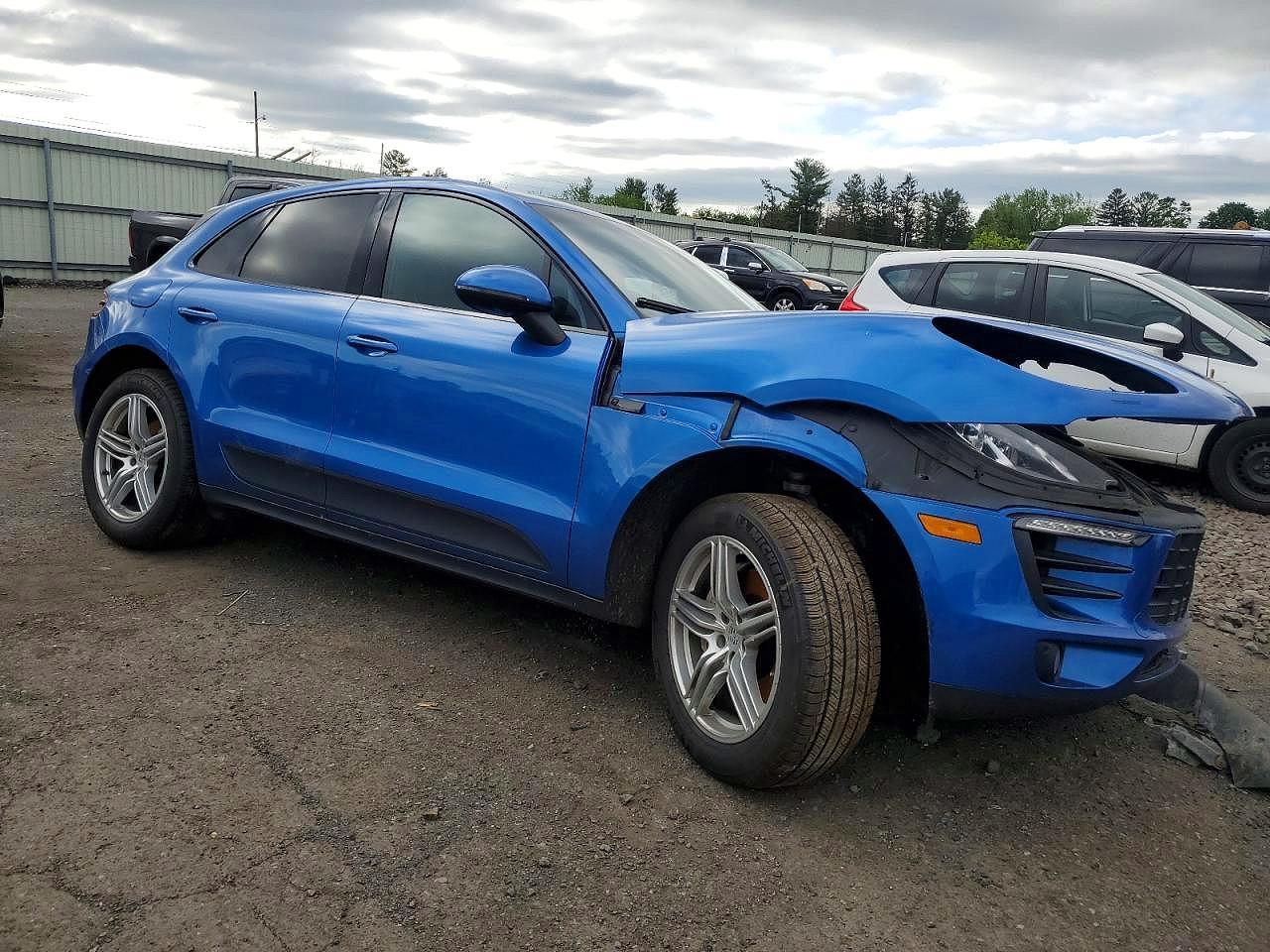 2016 Porsche Macan S - Image 4