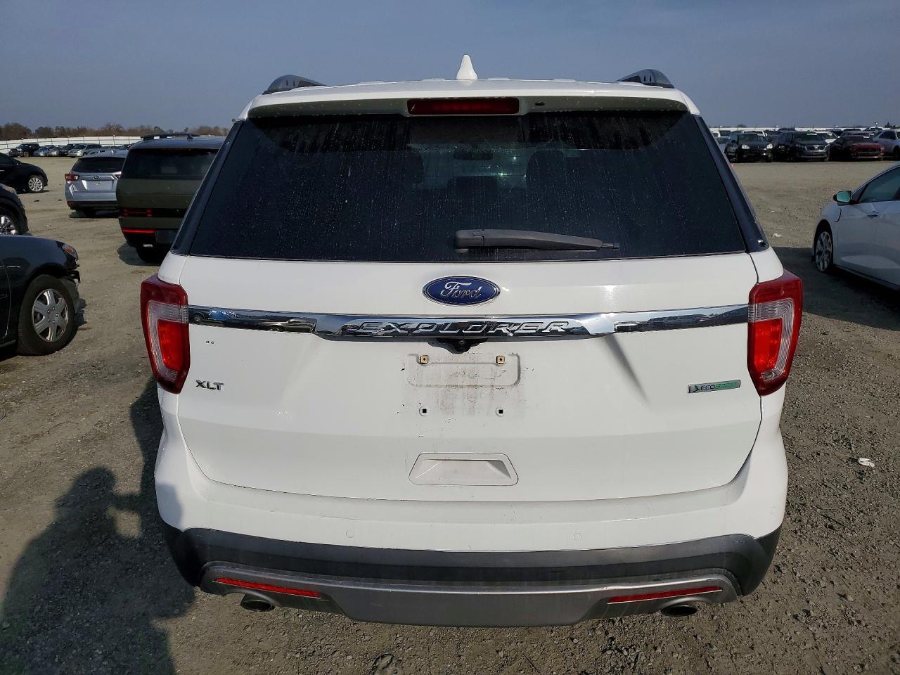 2016 Ford Explorer Xlt - Фото 6