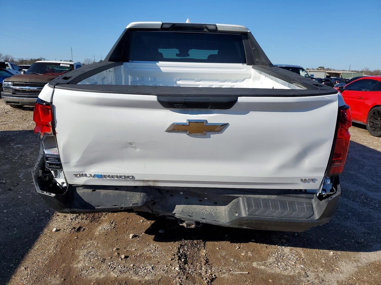 2024 Chevrolet Silverado - Фото 6