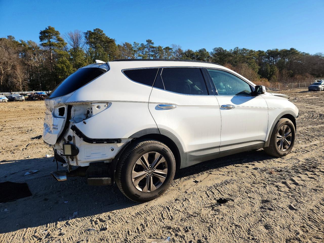 2015 Hyundai Santa Fe Sport - Image 3