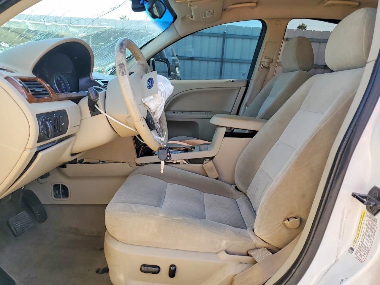 2005 Ford Five Hundred Sel - Image 7