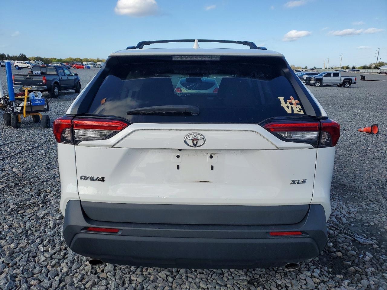 2020 Toyota Rav4 Xle - Фото 6