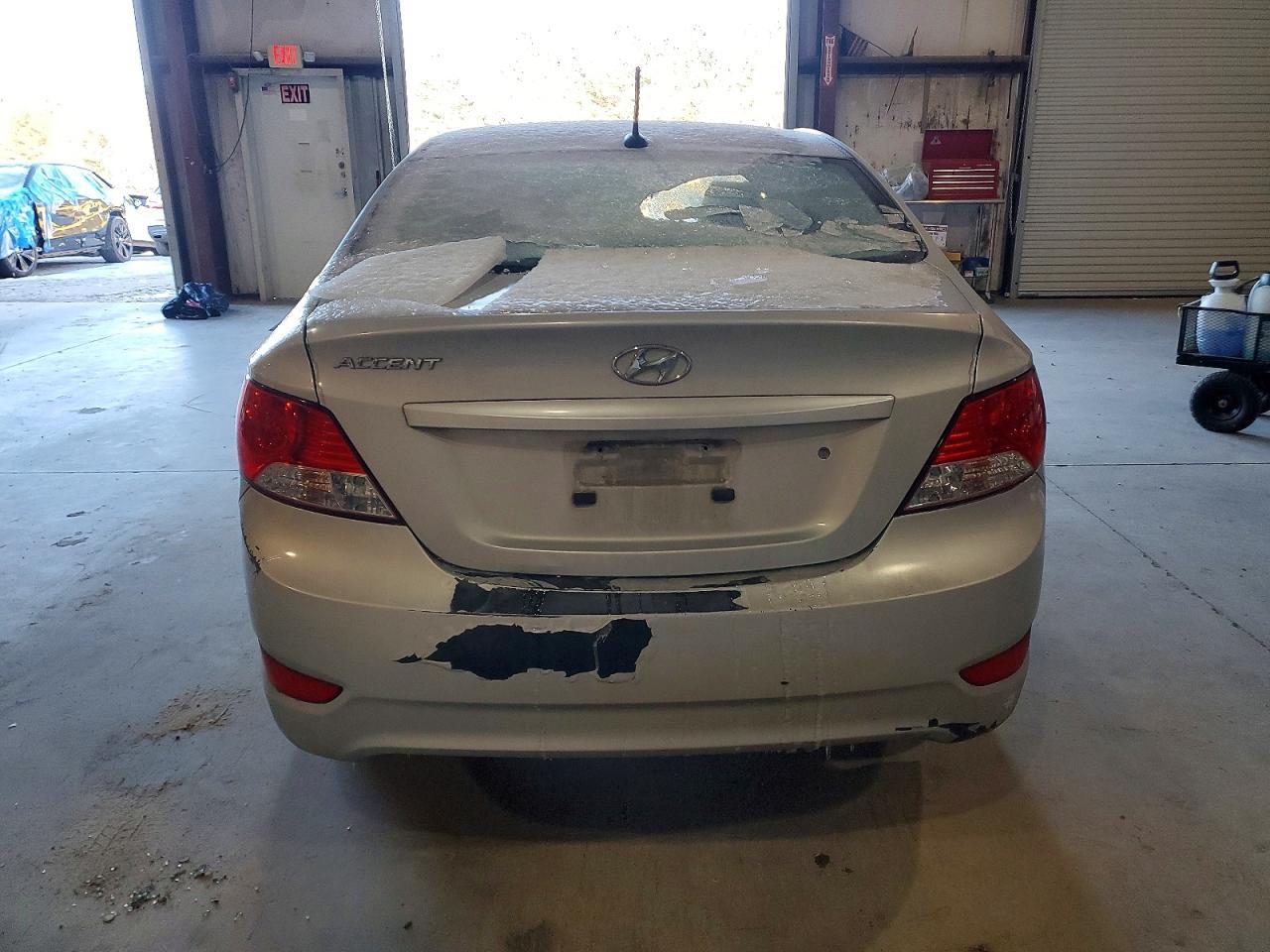 2014 Hyundai Accent Gls - Image 6