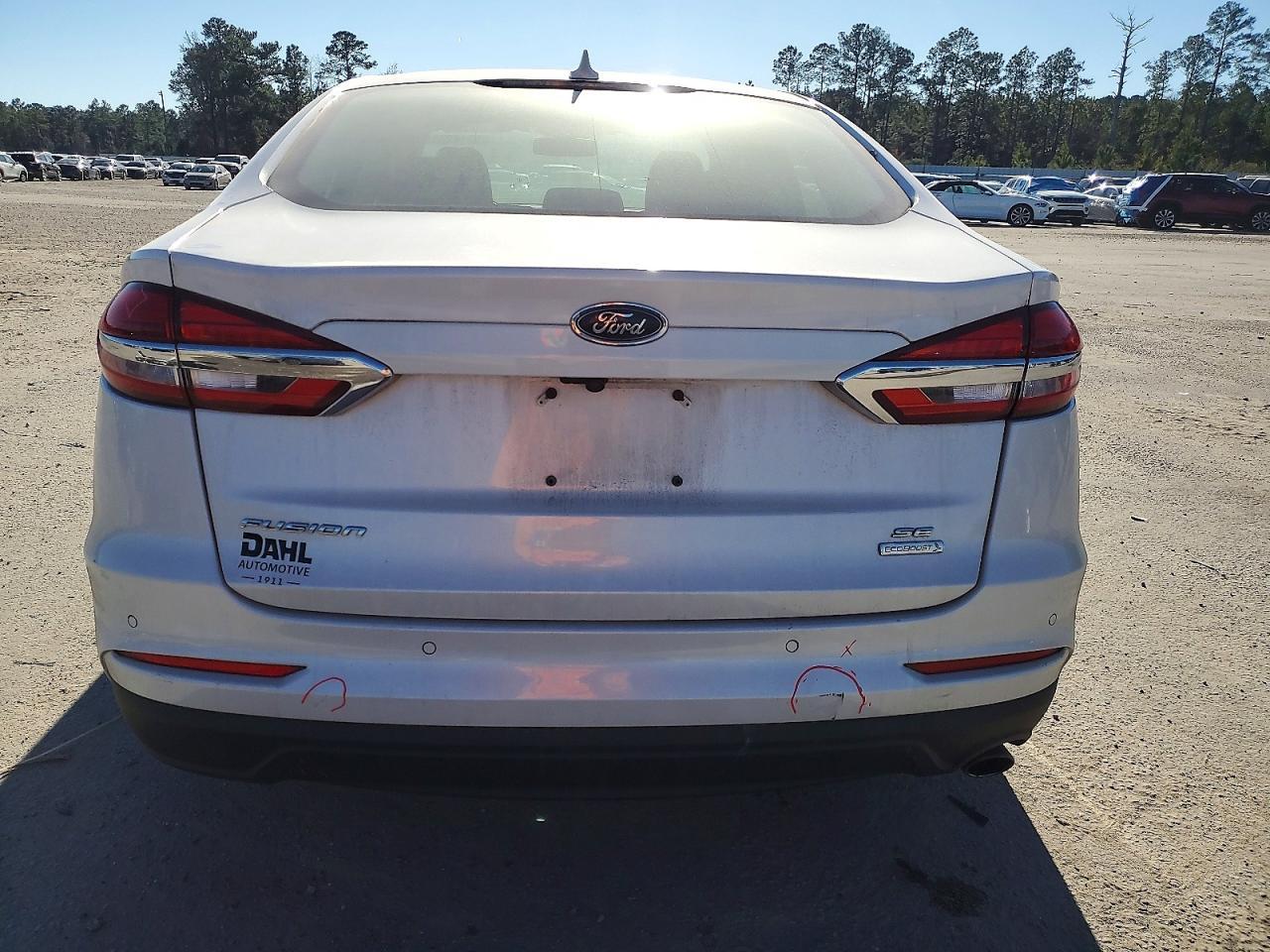 2020 Ford Fusion Se - Фото 6