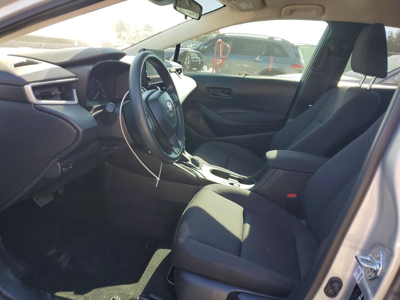 2025 Toyota Corolla Le - Image 7