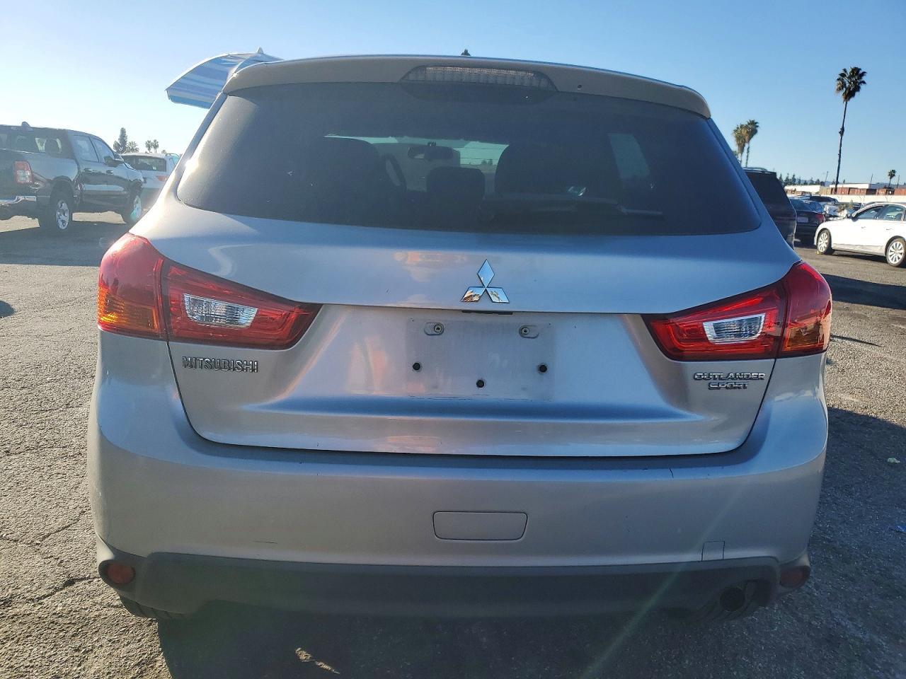 2015 Mitsubishi Outlander Sport Es - Фото 6